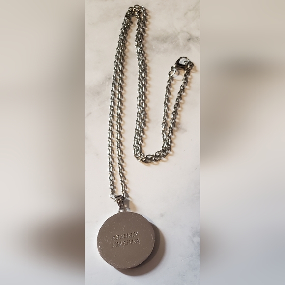 🖤Disney FROZEN ELSA pendant necklace loose charms LET IT GO - Picture 3 of 5